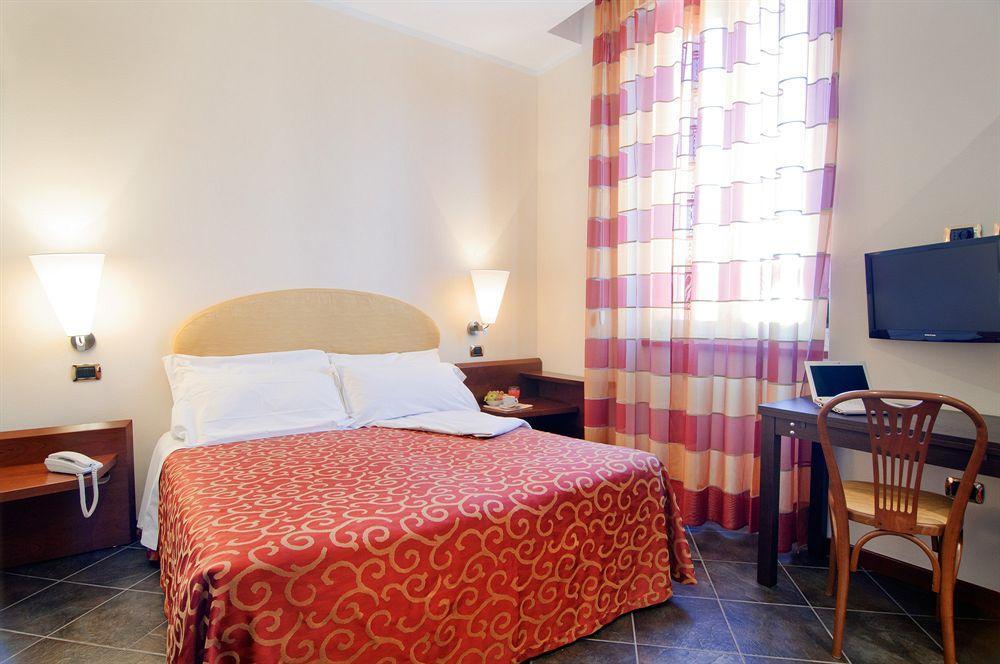 Antico Albergo Madonna Legnano Kültér fotó