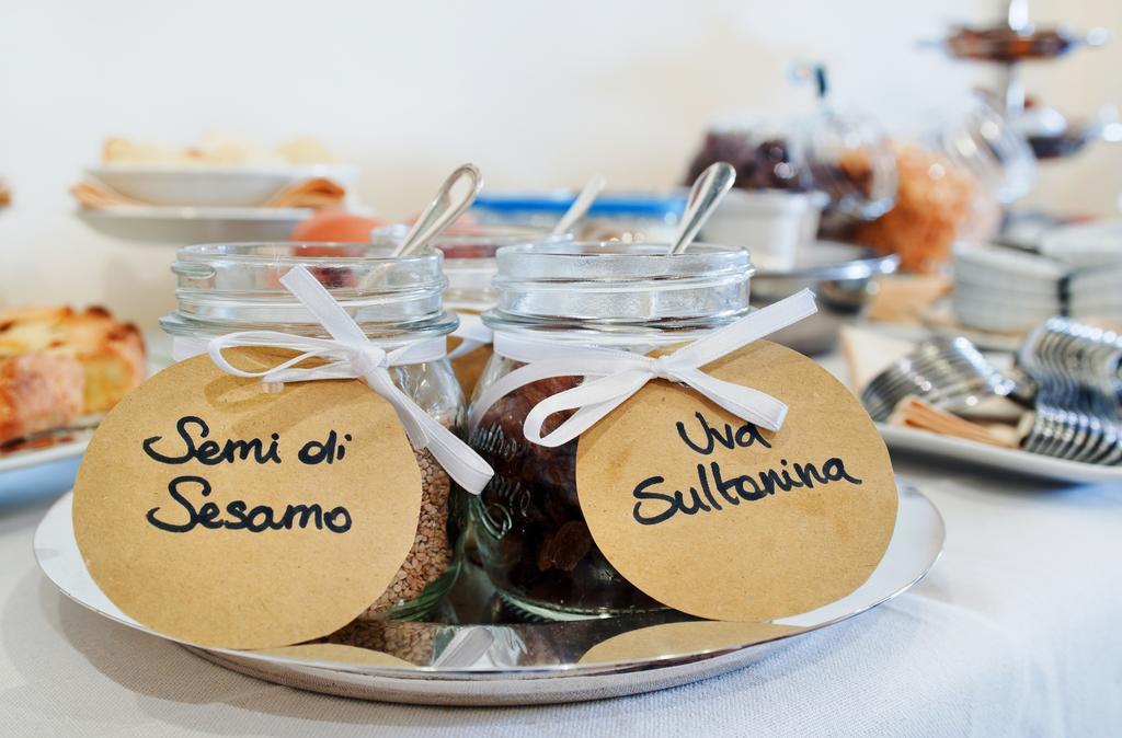Antico Albergo Madonna Legnano Kültér fotó